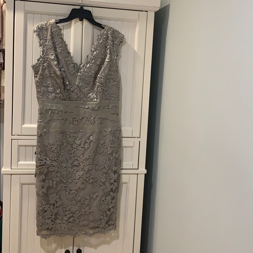 Tadashi Shoji Dress Lace and Sequin Cocktail Dress